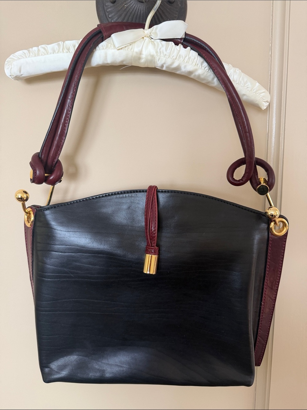 Leather Shoulder Bag in Black with Burgundy Accents